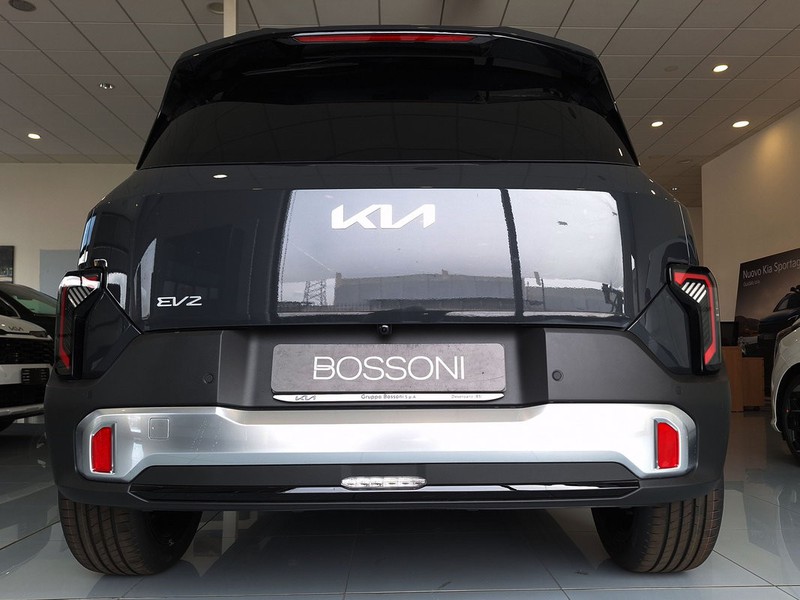 7 - Kia EV2 42,2 kwh earth
