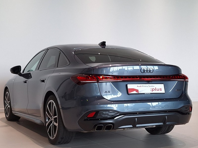 7 - Audi A5 berlina 2.0 tdi mhev+ 204cv s line edition quattro