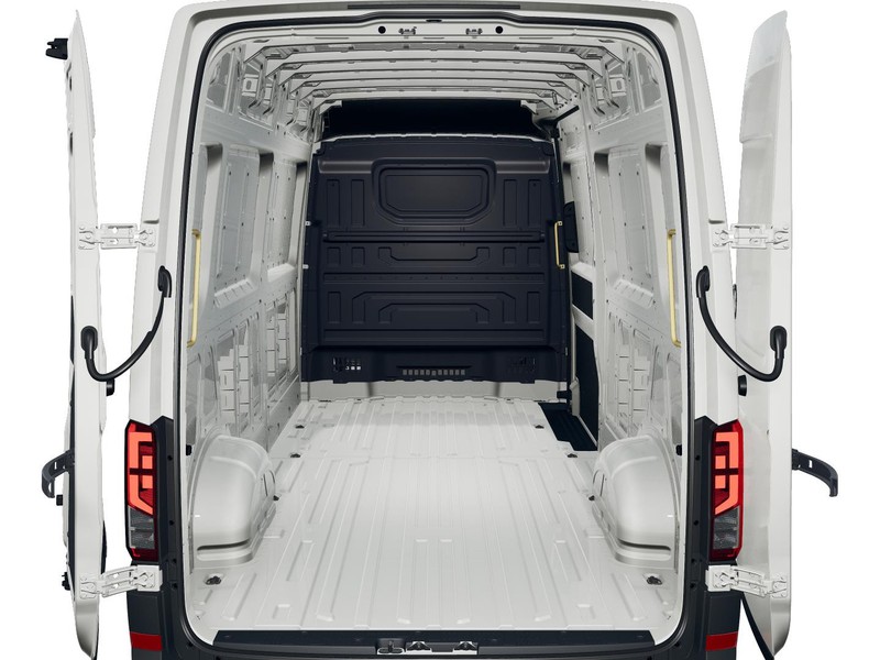 13 - Volkswagen VIC Crafter 35     FURG   PL  103 ant  M6 MY 25