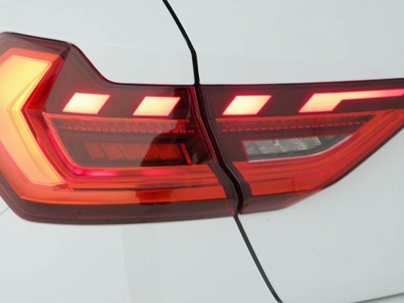 7 - Audi A1 allstreet 30 1.0 tfsi 116cv business s tronic