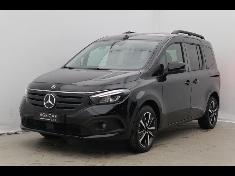1 - Mercedes Vans Classe T eqt 200