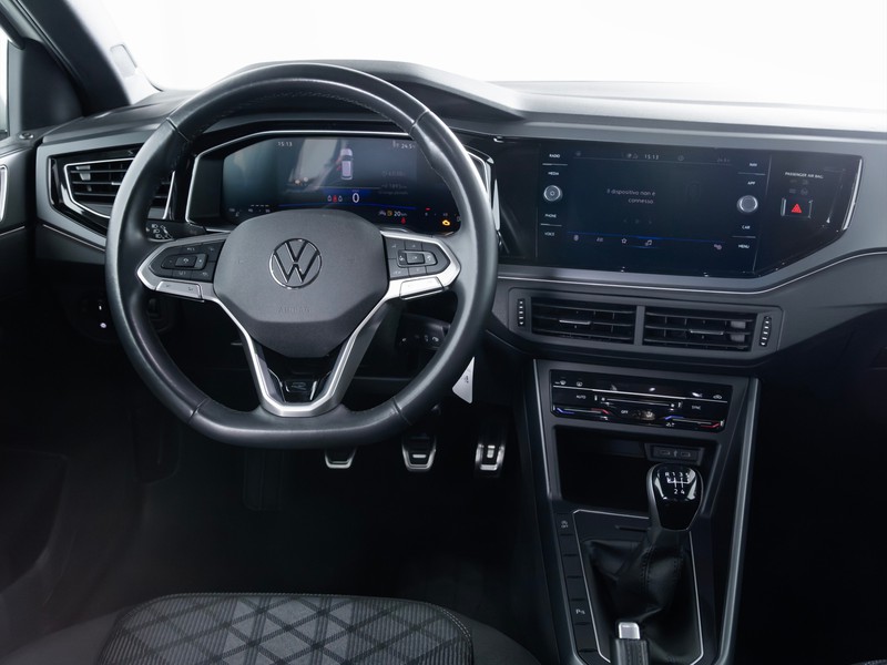 7 - Volkswagen Polo 1.0 tsi 95cv r line