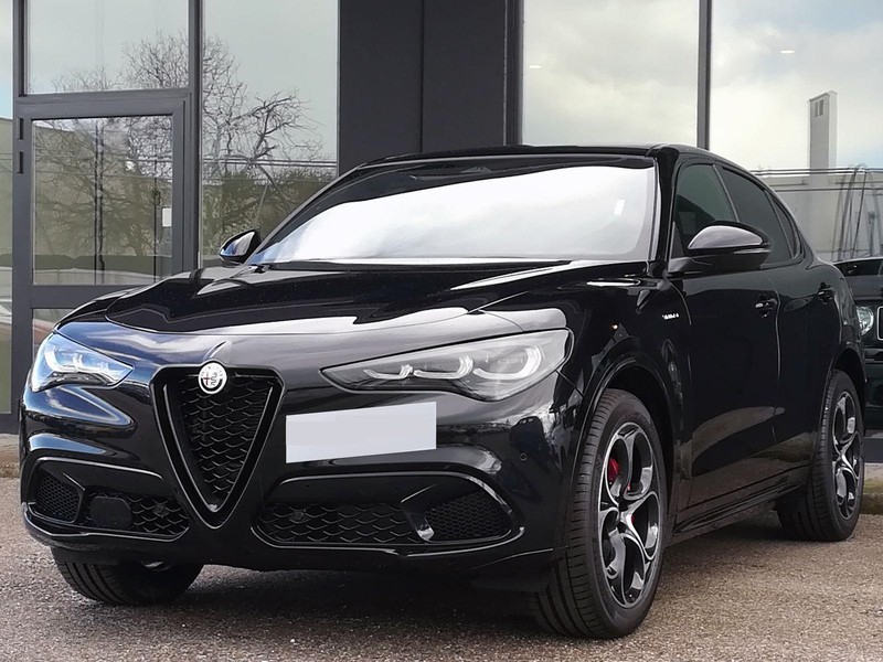 1 - Alfa Romeo Stelvio 2.2 turbo 210cv veloce q4 at8