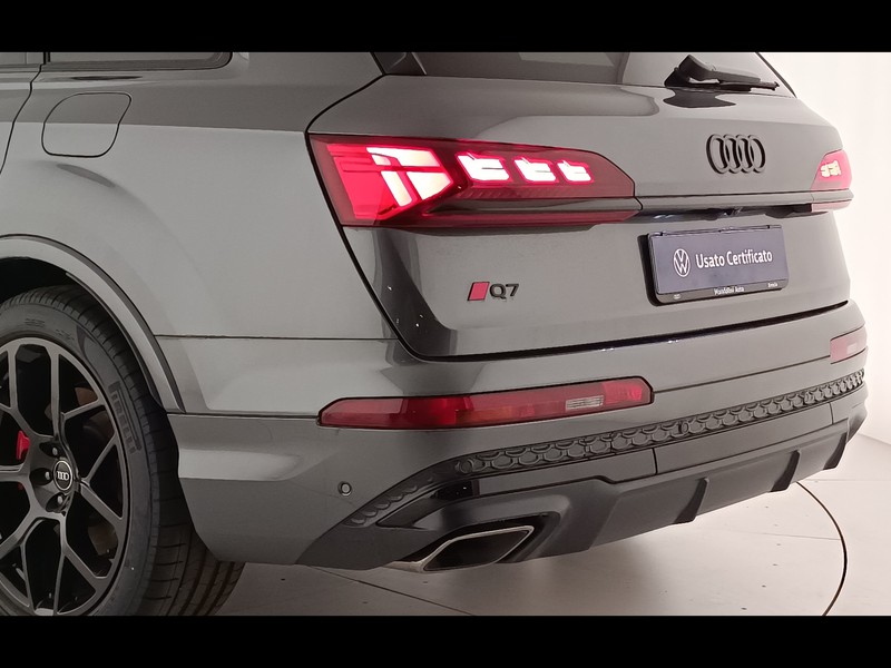 13 - Audi Q7 3.0 v6 tfsi e 490cv s line plus quattro tiptronic 5p.ti
