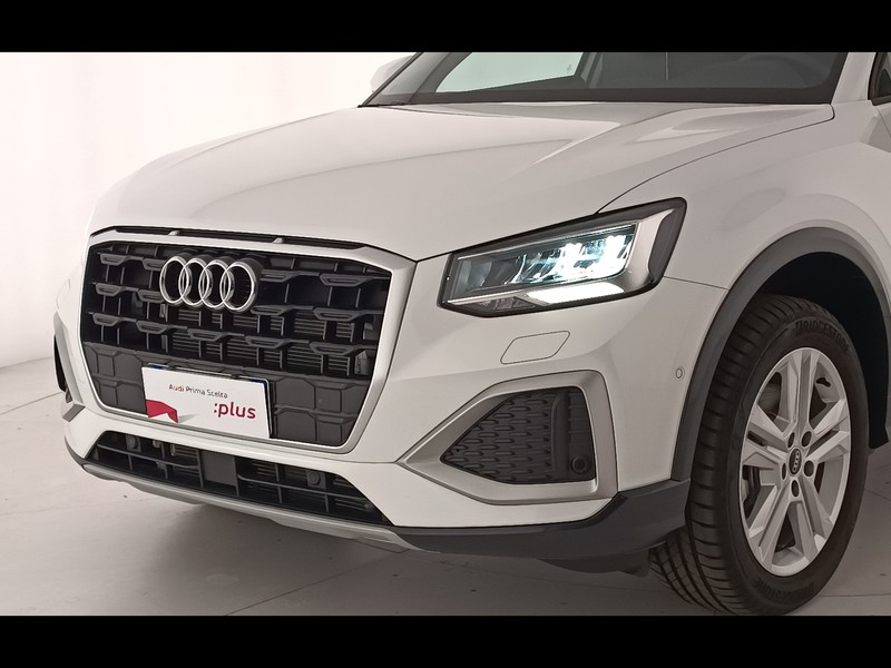 13 - Audi Q2 35 2.0 tdi business advanced s tronic
