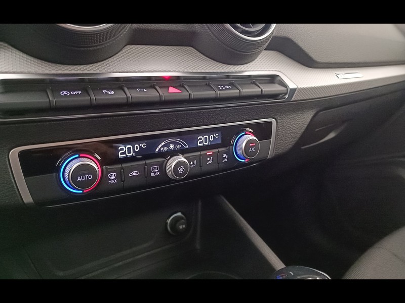 19 - Audi Q2 35 2.0 tdi business advanced s tronic