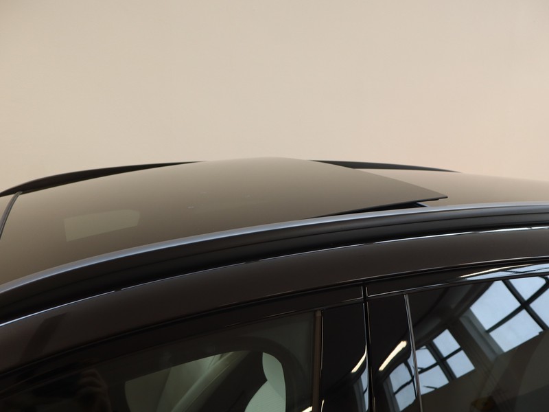 19 - Mercedes GLC suv 300 de plug-in hybrid amg line premium 4matic 9g-tronic