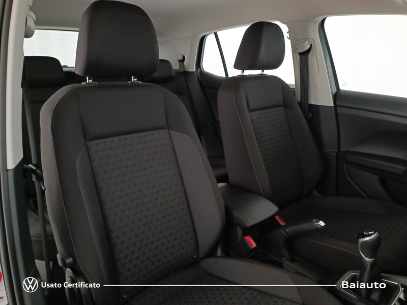 19 - Volkswagen T-Cross 1.0 tsi 95cv style