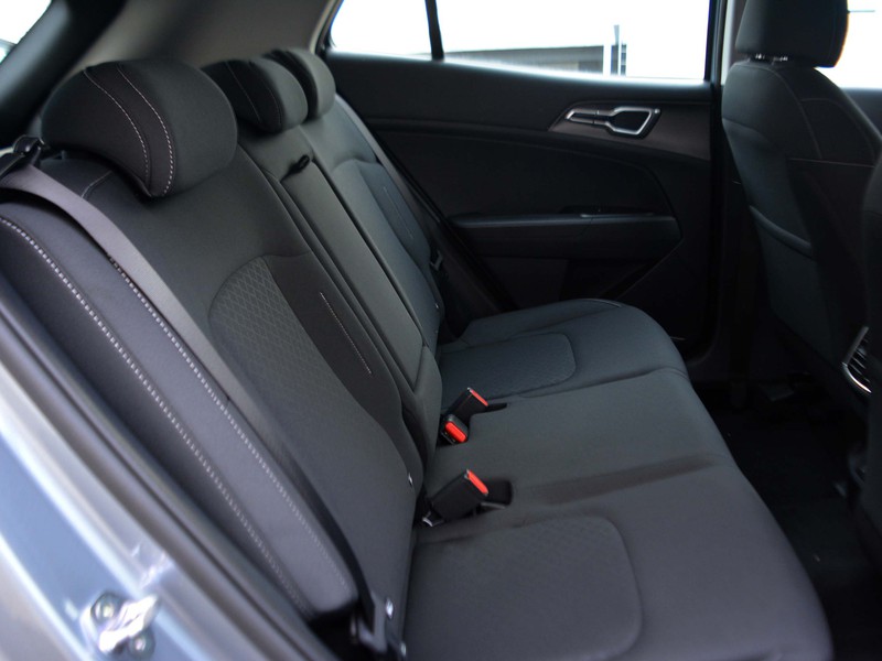 7 - Kia Sportage 1.6 t-gdi gpl business dct7