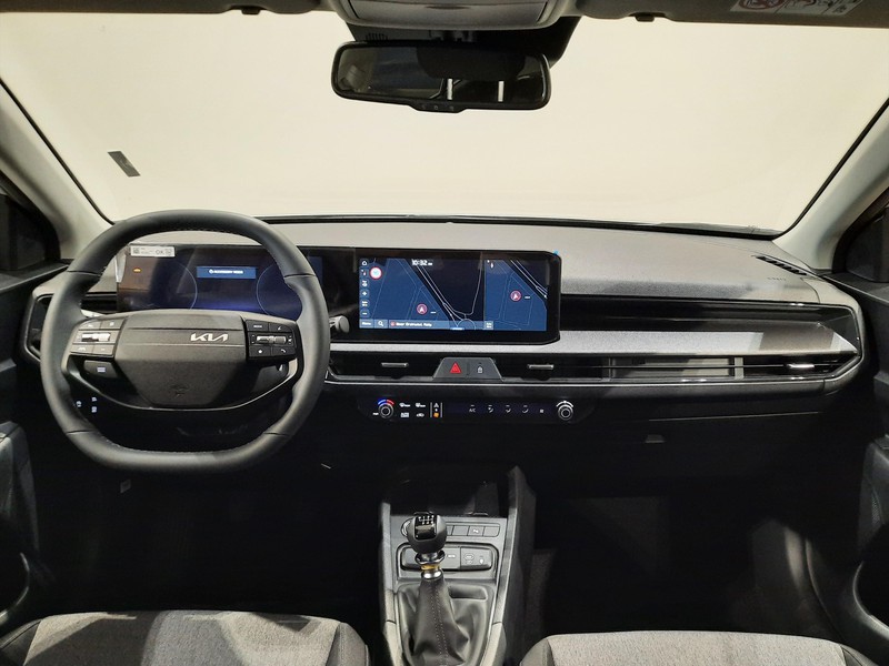 7 - Kia Stonic 1.0 t-gdi mhev style tech pack
