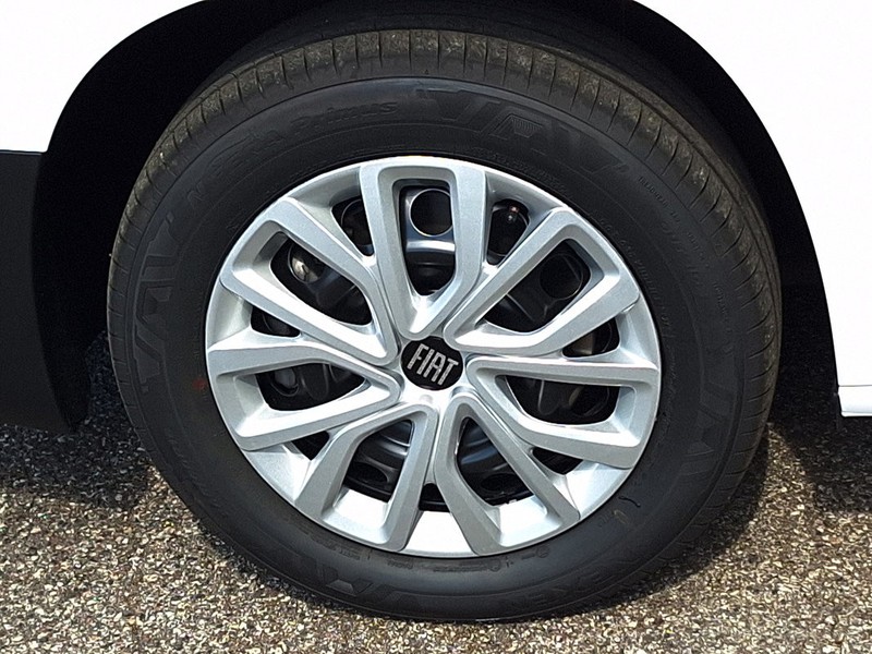 13 - Fiat Professional Doblò Combi 1.5 Bluehdi100cv Mt6 (N1)
