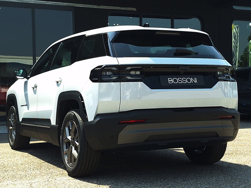 7 - Jeep Compass 1.2 turbo 48v e-hybrid 145cv altitude fwd edct6