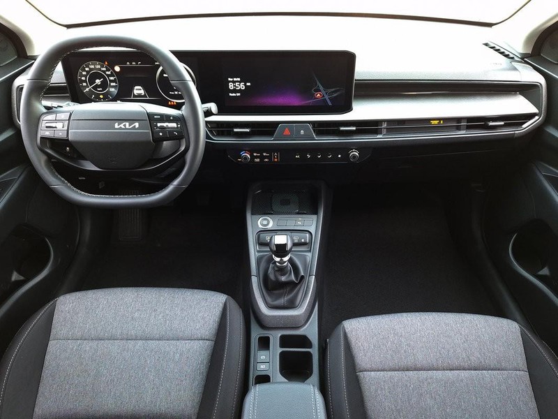 7 - Kia Stonic 1.0 t-gdi style tech pack