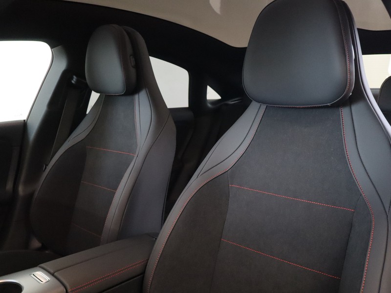 7 - Mercedes CLA 180 advanced plus auto