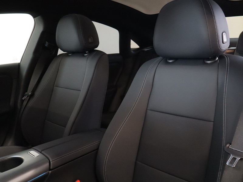 7 - Mercedes CLA 180 advanced plus auto