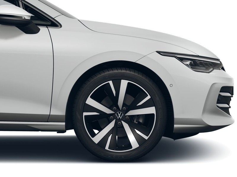 7 - Volkswagen Golf 1.5 tsi ehybrid 204cv edition plus dsg