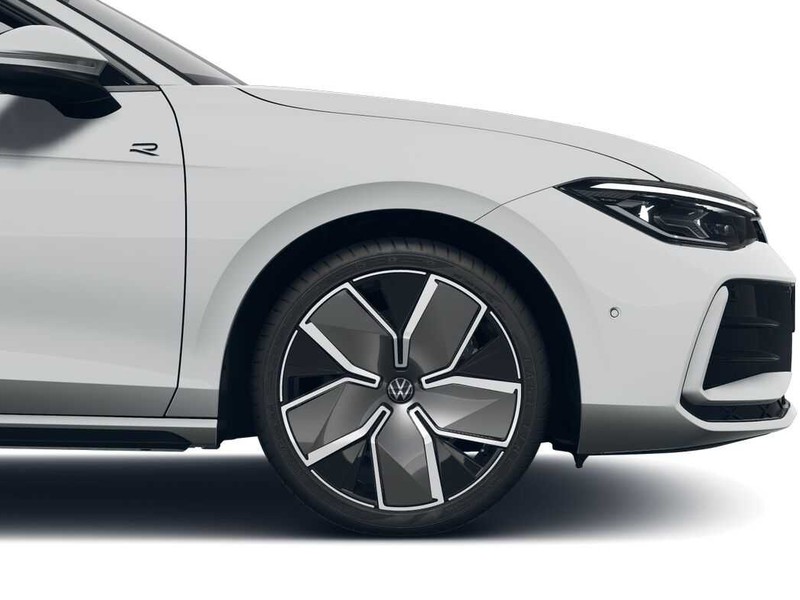 7 - Volkswagen Passat 1.5 tsi ehybrid 204cv business dsg