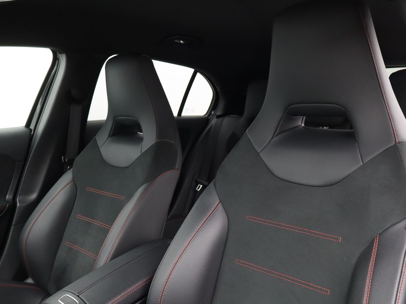 7 - Mercedes Classe A 220 d amg line premium speedshift dct amg 8g