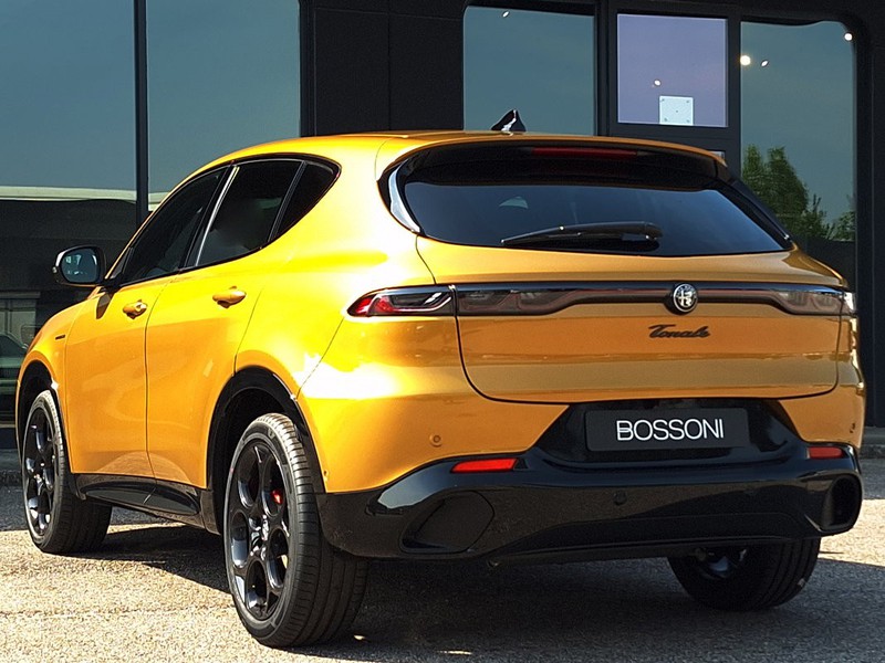 7 - Alfa Romeo Tonale 1.5 hybrid 175cv veloce tct7