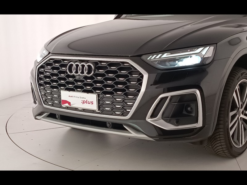 13 - Audi Q5 sportback 40 2.0 tdi mhev 12v s line plus quattro s tronic