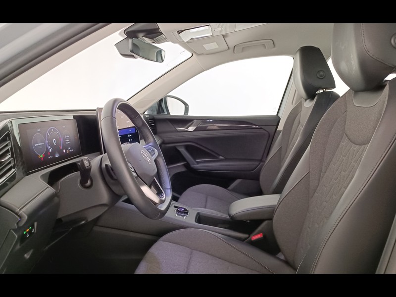 25 - Volkswagen Tiguan 2.0 tdi scr 150cv life dsg