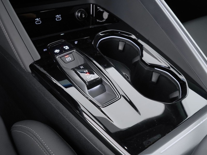 25 - Audi Q5 2.0 tdi mhev+ 204cv launch edition one quattro s tronic