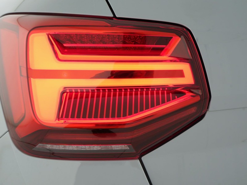 7 - Audi Q2 30 1.0 tfsi 116cv business advanced