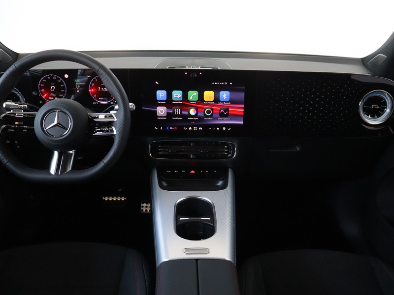 13 - Mercedes GLB 200 advanced plus 8g-edct