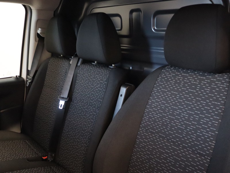 7 - Mercedes Vans Vito Furgone PRO 116 CDI Long