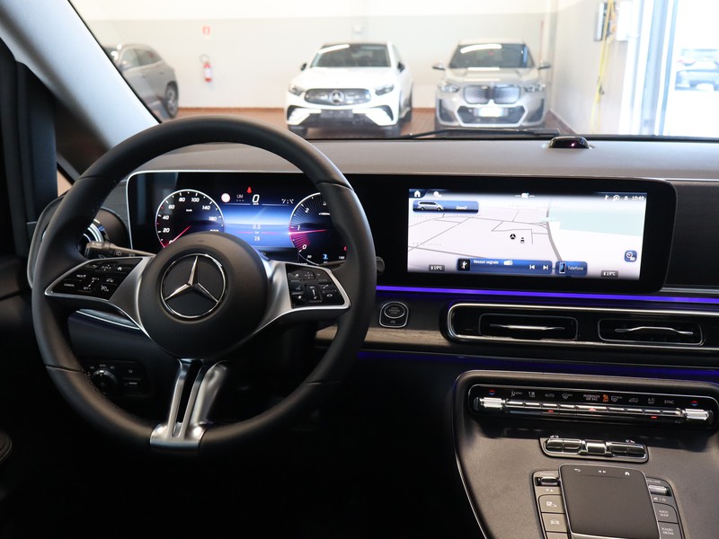 13 - Mercedes Vans Classe V V 250 d AVANTGARDE Extralong