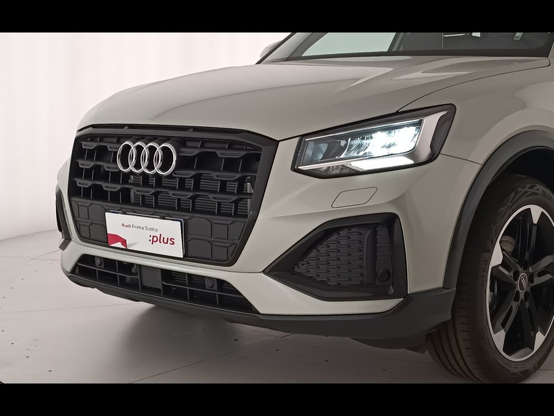 13 - Audi Q2 30 1.0 tfsi 116cv business advanced