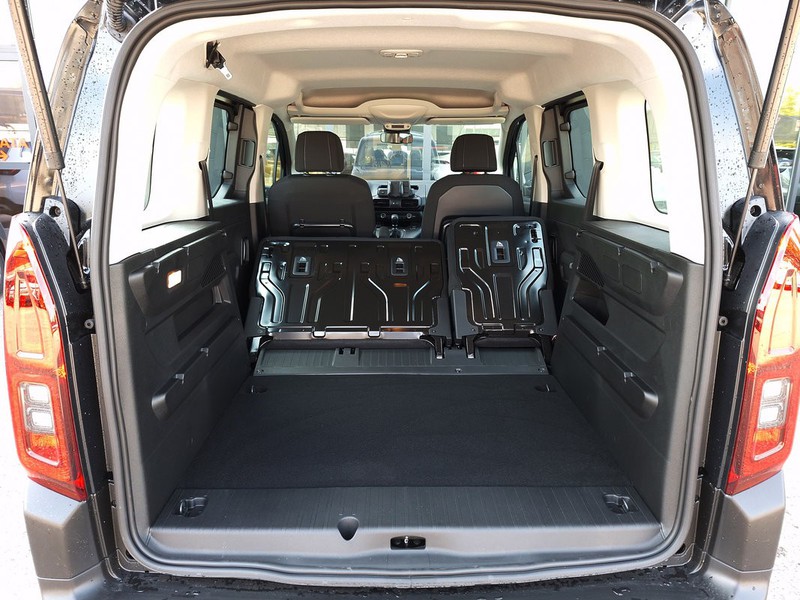 7 - Fiat Doblò passo corto 1.5 diesel 130cv doblo