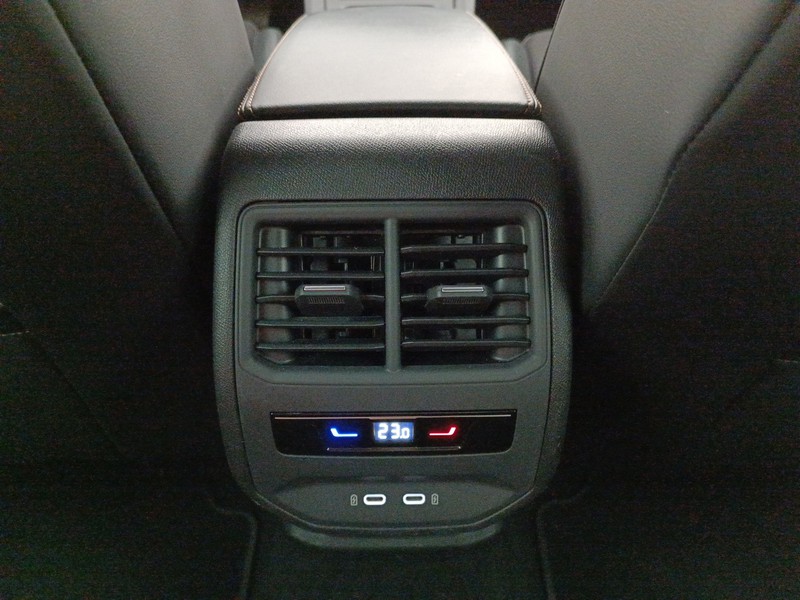 13 - CUPRA Formentor 1.5 tsi 150cv dsg