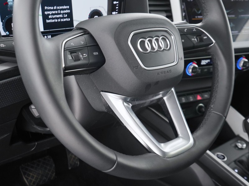 25 - Audi A1 sportback 30 1.0 tfsi 116cv s line edition s tronic