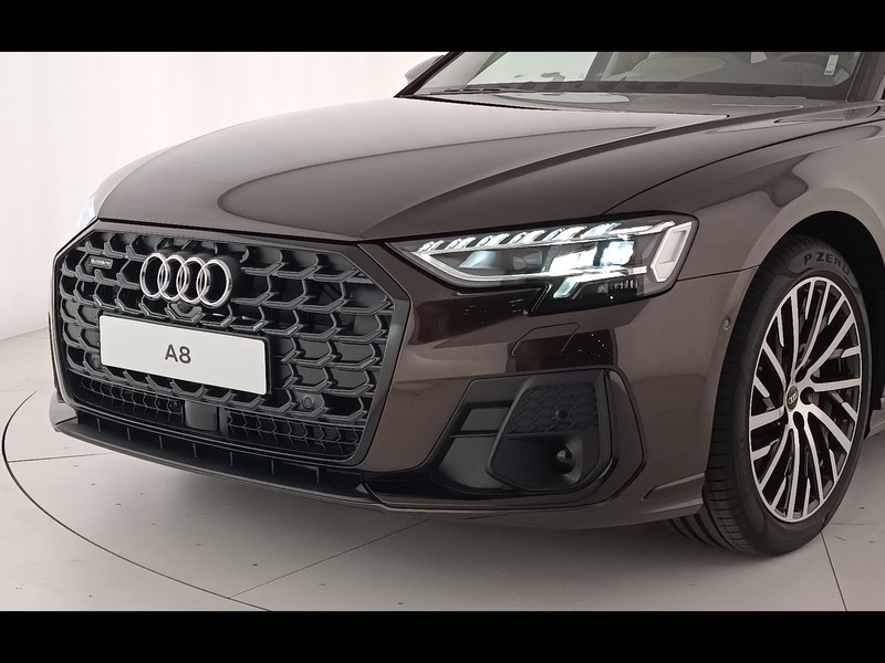 13 - Audi A8 50 3.0 v6 tdi mhev quattro tiptronic