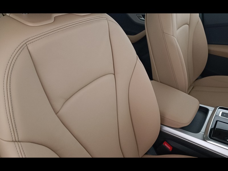 25 - Audi Q7 3.0 v6 tdi mhev 231cv business advanced quattro tiptronic 7p.ti