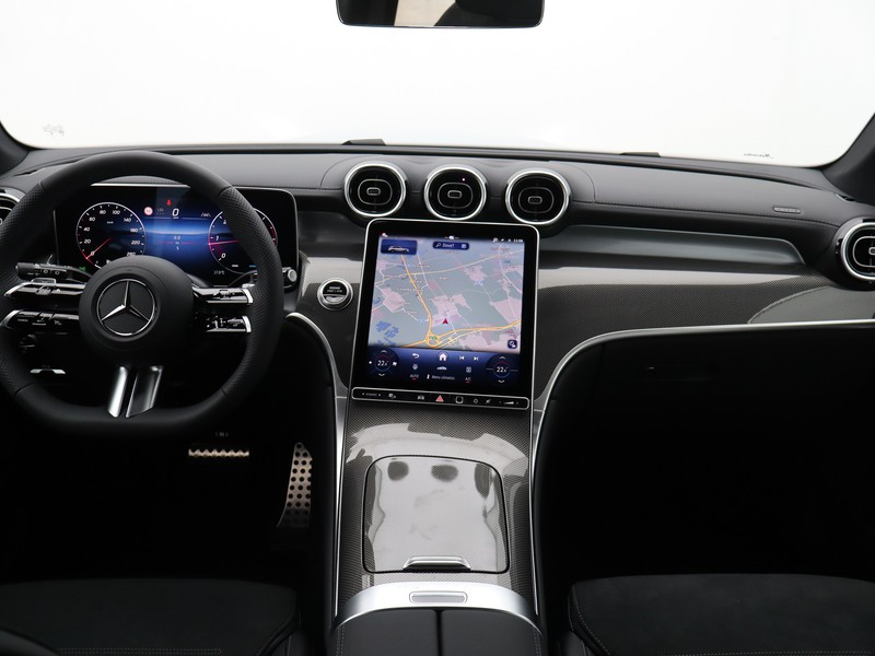 13 - Mercedes GLC suv 200 d amg line advanced 4matic 9g-tronic