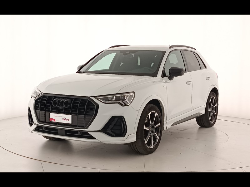 1 - Audi Q3 35 2.0 tdi s line edition s tronic