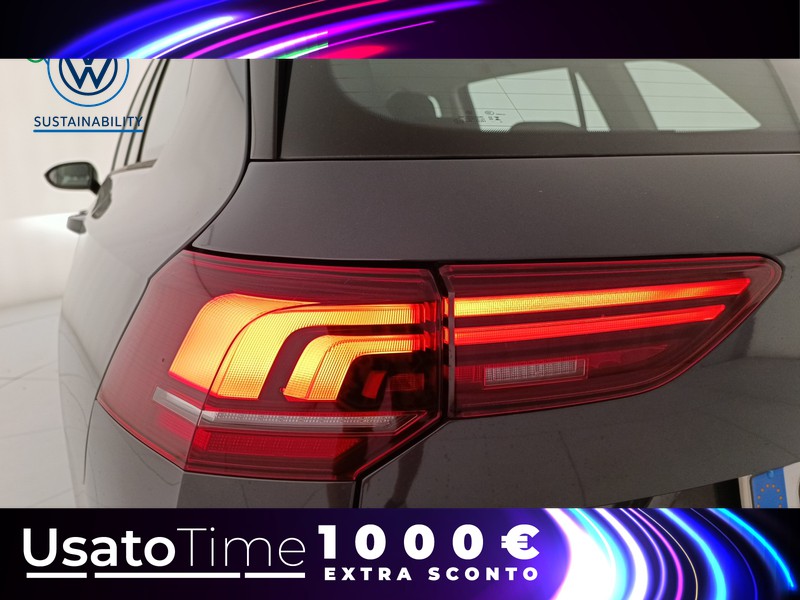 13 - Volkswagen Golf variant 1.5 etsi act 115cv life