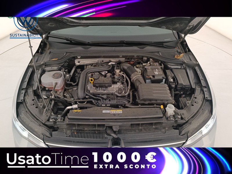 19 - Volkswagen Golf 1.0 etsi evo 110cv life dsg