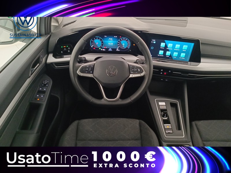 7 - Volkswagen Golf 1.0 etsi evo 110cv life dsg