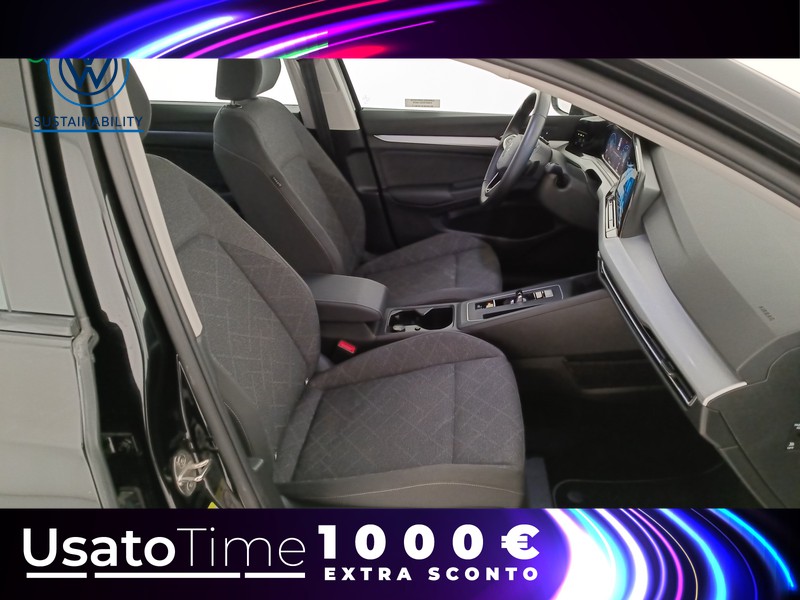 19 - Volkswagen Golf 1.0 etsi evo 110cv life dsg