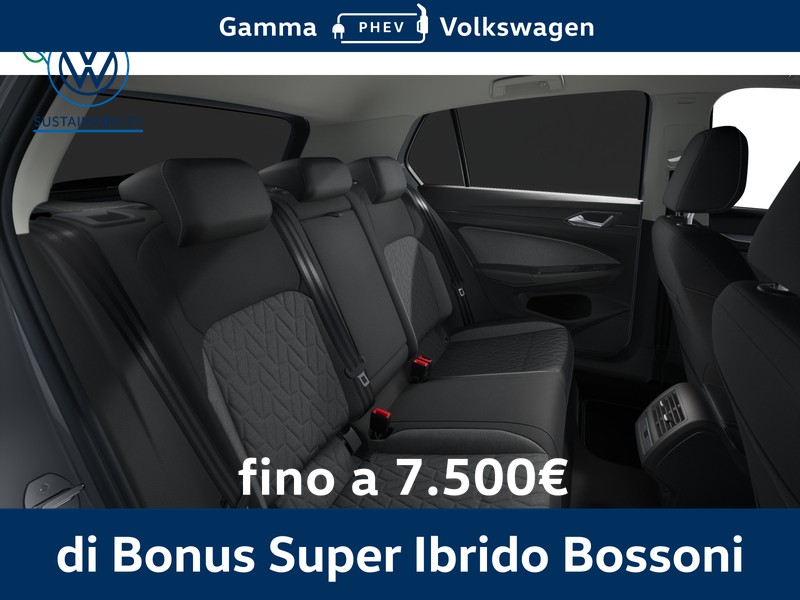 13 - Volkswagen Golf 1.5 tsi ehybrid 204cv edition plus dsg