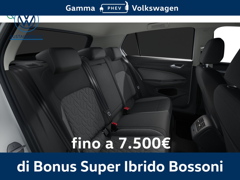 13 - Volkswagen Golf 1.5 tsi ehybrid 204cv edition plus dsg