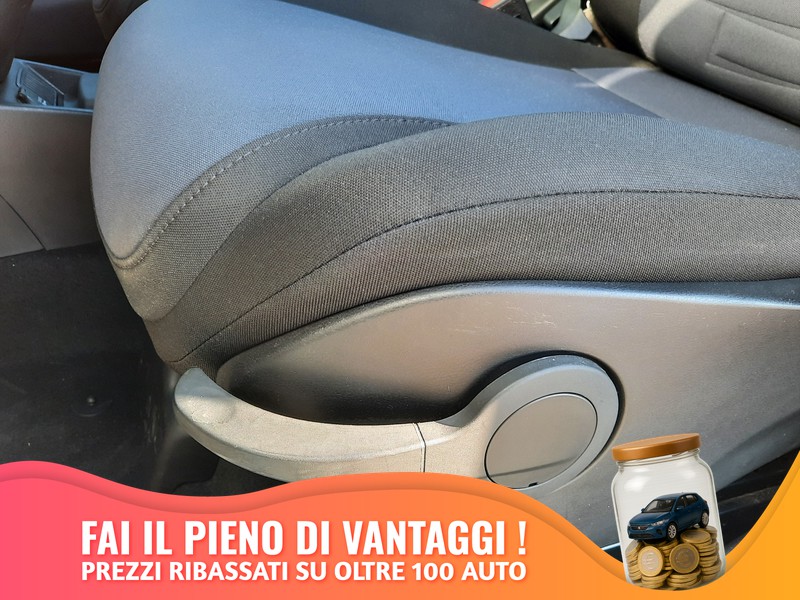 19 - Lancia Ypsilon 1.0 firefly hybrid 70cv platino s&s