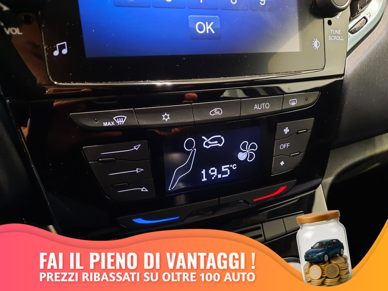 13 - Lancia Ypsilon 1.0 firefly hybrid 70cv gold plus s&s 5p.ti