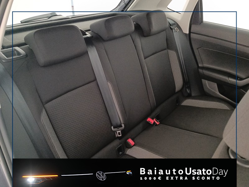 19 - Volkswagen Polo 1.0 tsi 95cv life