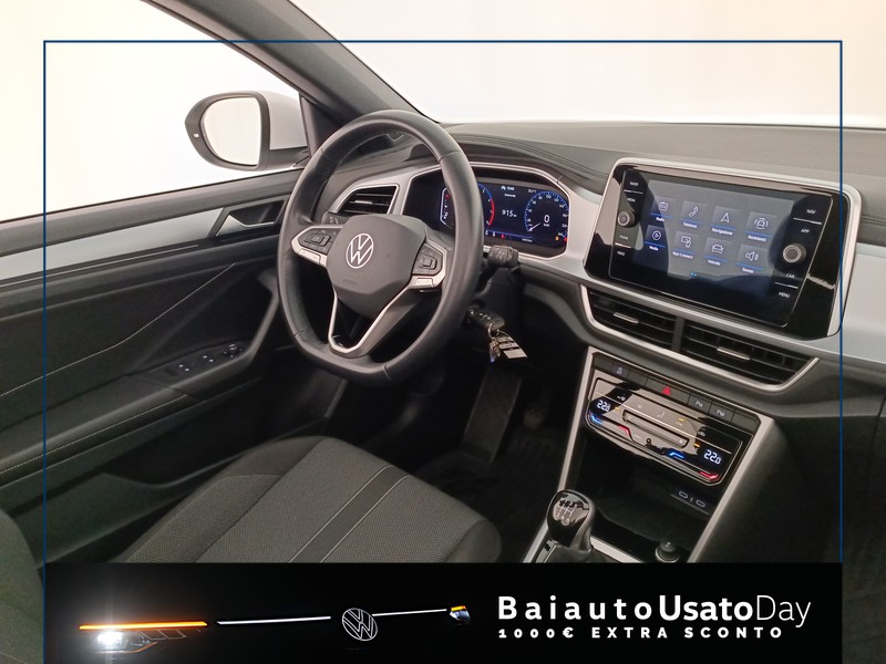 7 - Volkswagen T-Roc cabriolet 1.0 tsi 110cv style