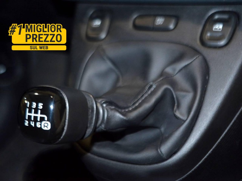 19 - Fiat Panda cross 1.0 firefly hybrid 70cv s&s 5p.ti