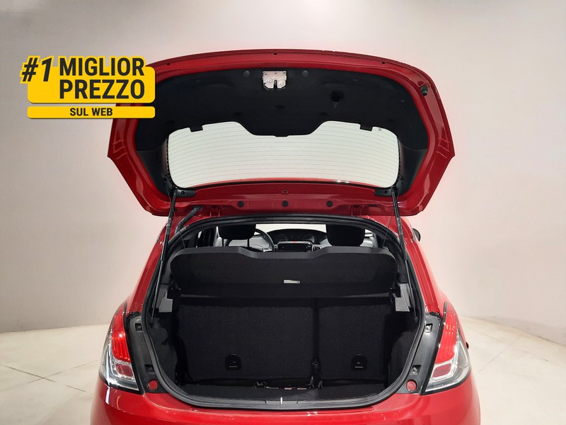 19 - Lancia Ypsilon 1.0 firefly hybrid 70cv gold s&s